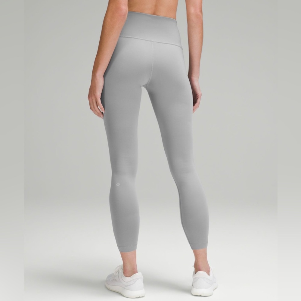 Lululemon Wunder Train High Rise 25” - Picture 3 of 14